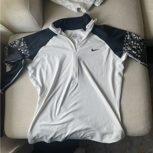 Nike Half Zip Top